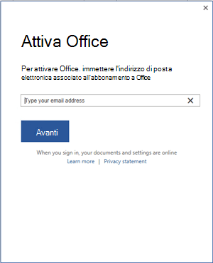 Schermata di attivazione di Office che richiede all'utente di immettere l'indirizzo di posta elettronica associato all'abbonamento a Office.