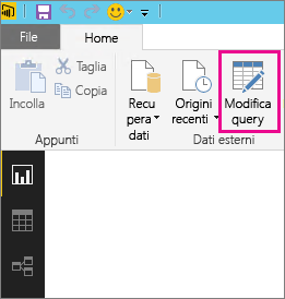 Screenshot che mostra l'opzione Trasforma dati della barra multifunzione Home in cui è possibile modificare le query.