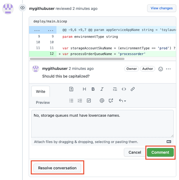 Screenshot di GitHub che mostra la risposta a un commento, con i pulsanti per immettere un commento e risolvere una conversazione evidenziati.