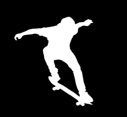 Una silhouette di uno skateboarder che esegue un trucco con uno sfondo nero.