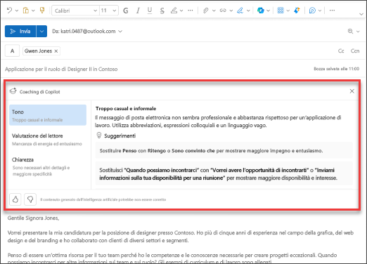 Screenshot che mostra i suggerimenti di Copilot per tono, chiarezza e valutazione del lettore nel nuovo Outlook.