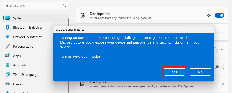 Screenshot che mostra la finestra di dialogo Impostazioni UWP con l'opzione per abilitare la modalità sviluppatore.