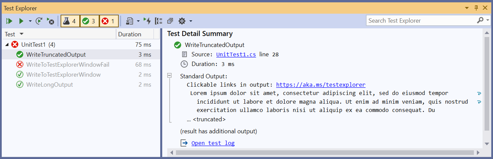 L'output di test mantiene collegamenti ipertestuali e stacktraces