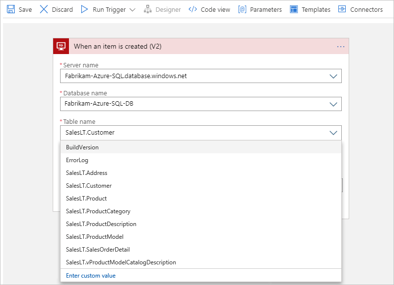 SQL クラウド データベース クラウド情報と従量課金のサンプル値を示すスクリーンショット。