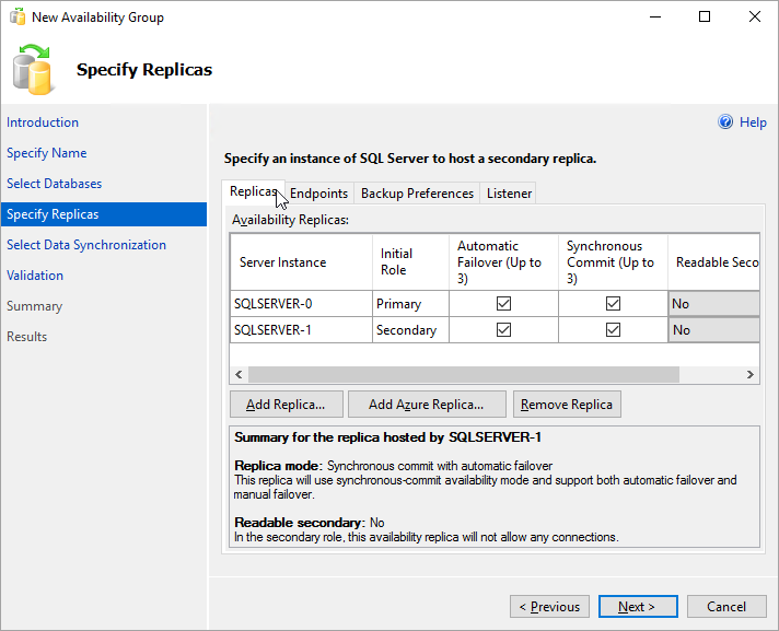 SSMS の新しい可用性グループ ウィザードにレプリカとして一覧表示されている 2 つのサーバーを示すスクリーンショット。