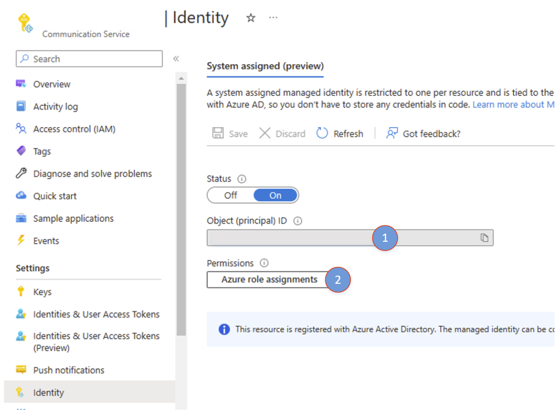 マネージド ID を有効にした Communication Services リソースを示す図