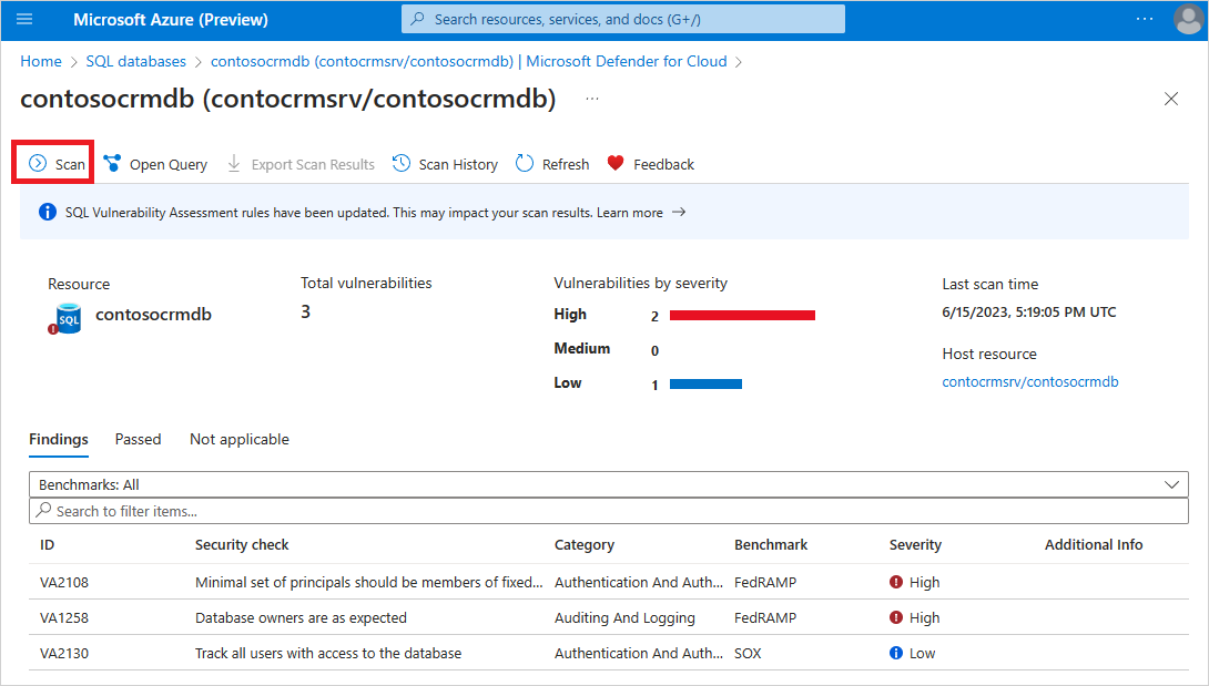 [スキャン] を選択して、SQL リソースのオンデマンド脆弱性評価スキャンを実行するスクリーンショット。