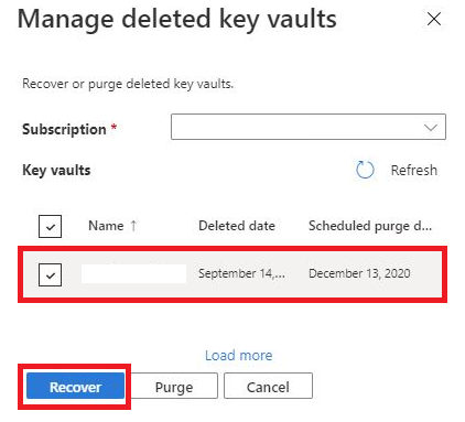 [Manage deleted vaults]\(削除されたコンテナーの管理\) では、表示された唯一のキー コンテナーが選択された状態で強調表示され、[回復] が強調表示されます。