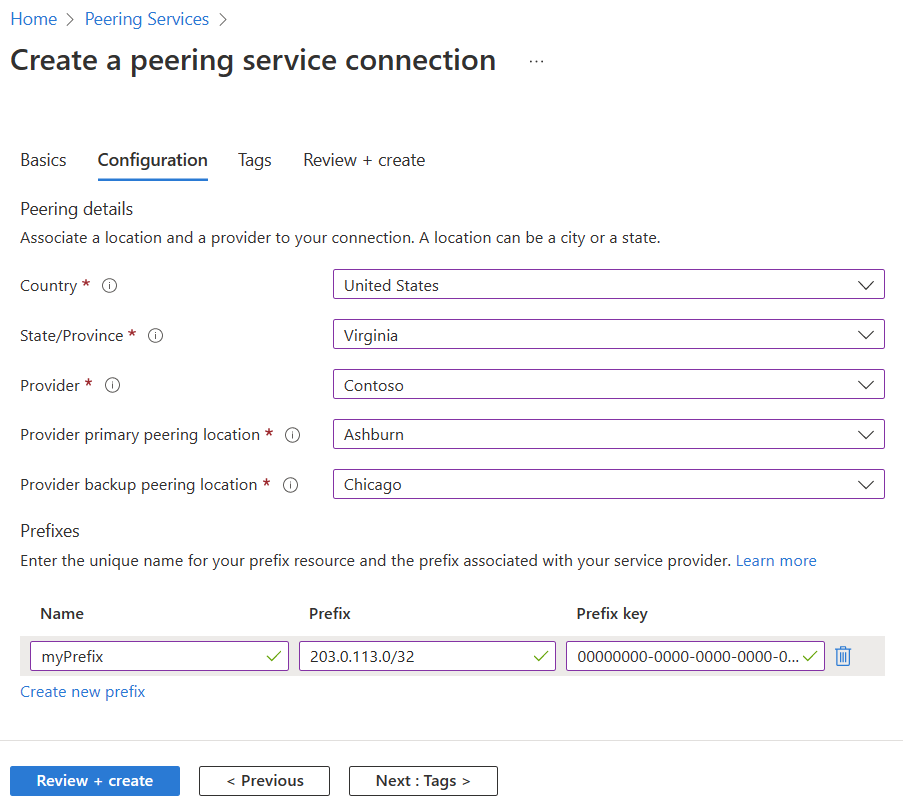 Azure portal の [構成] タブで Peering Service 接続の作成を示すスクリーンショット。