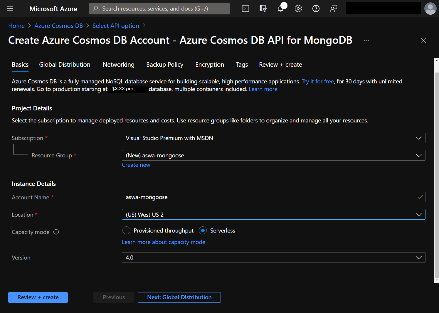 新しい Cosmos DB インスタンスを作成するためのフォームを示すスクリーンショット。