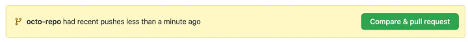 緑色の比較と pull request ボタンが強調表示されている黄色のテキスト ボックスのスクリーンショット。