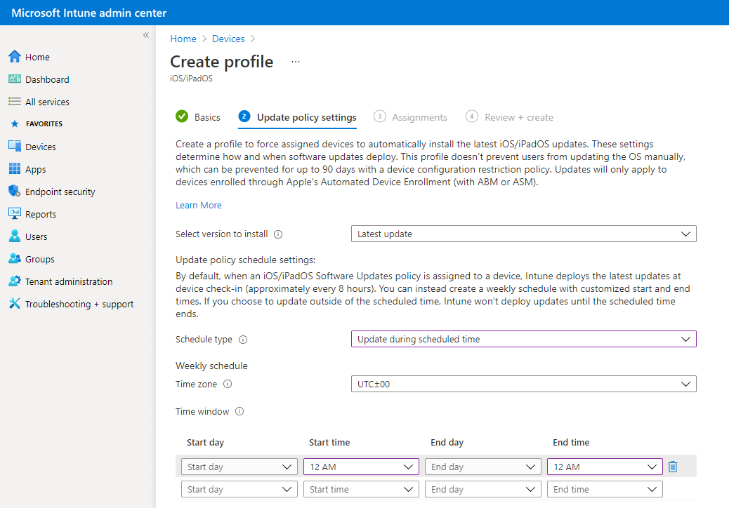 Microsoft Intune 업데이트 정책에서 예약된 시간 동안 업데이트를 설치하도록 선택하는 방법을 보여 주는 스크린샷