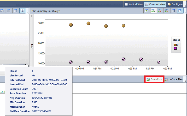 쿼리 저장소 강제 계획 단추의 SSMS 스크린샷.