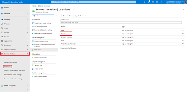 Microsoft Entra 관리 센터의 왼쪽 탐색 창에서 외부 ID와 사용자 흐름을 강조 표시한 스크린샷. 사용자 흐름의 그리드 목록에서 기본값이라는 이름이 강조 표시되어 있습니다.