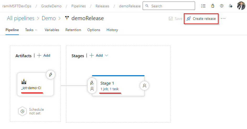 Een schermopname waarin wordt getoond hoe u handmatig een releasedefinitie maakt.