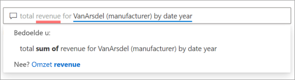 Schermopname van het Q&A-vraagveld met voorgestelde termen uit het semantische model onderstreept in blauw en bijbehorende voorgestelde vragen van Power BI.