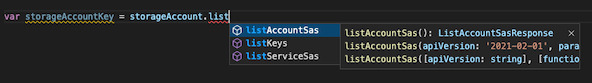Schermopname van de Bicep-extensie voor Visual Studio Code. IntelliSense geeft verschillende functies weer die beschikbaar zijn voor het opslagaccount.