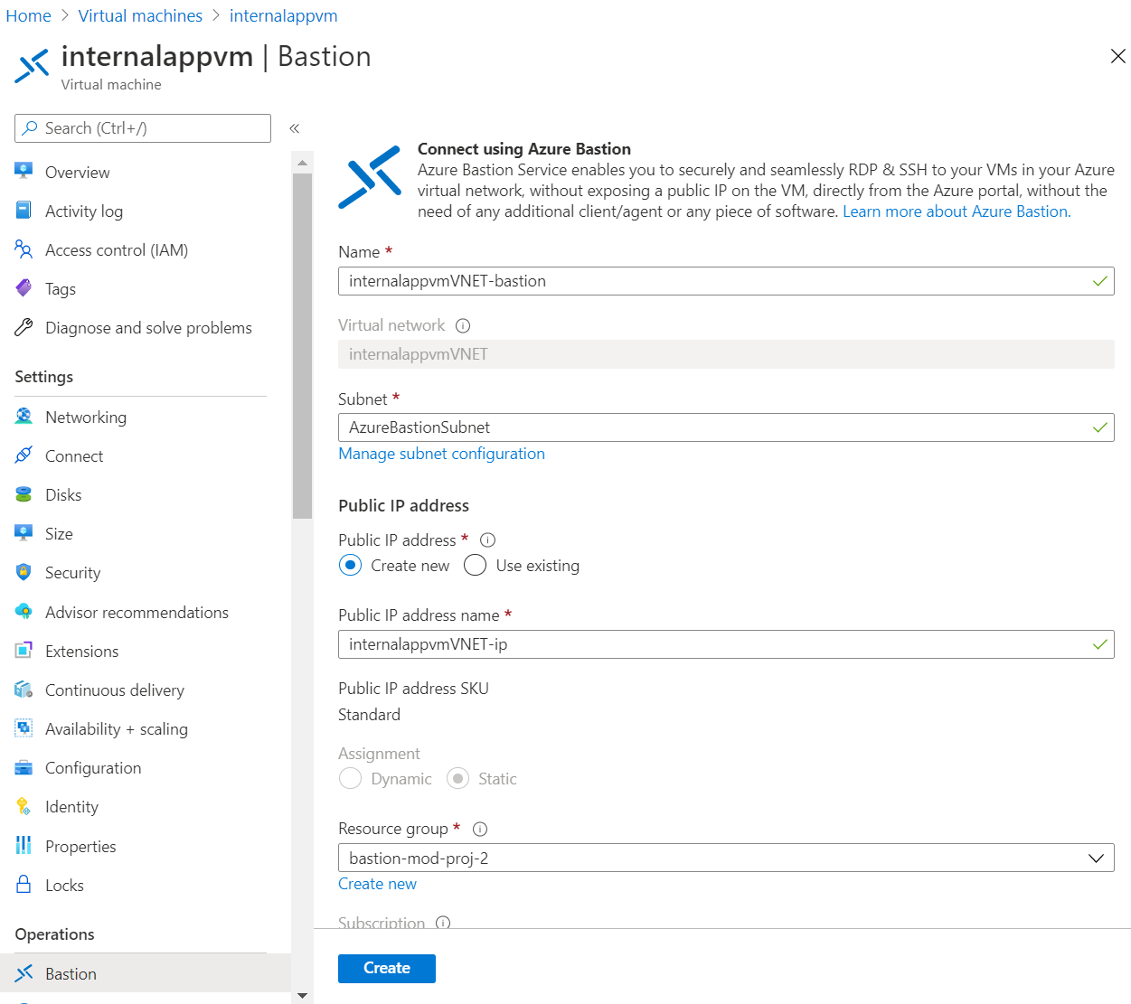 Schermopname van de pagina Een Bastion maken met velden die standaard zijn ingevuld, zoals de naam van de Azure Bastion-resource, het subnet en het maken van een openbaar IP-adres.