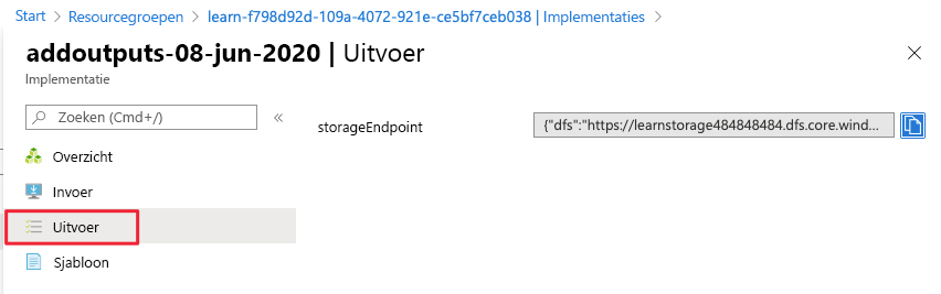 Schermopname van Azure Portal met de uitvoerselectie in het linkermenu.