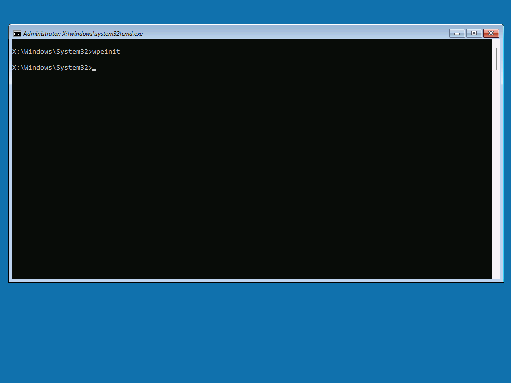 Screenshot that shows the WinPE command prompt