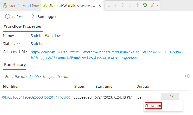 Zrzut ekranu przedstawia wiersz historii uruchamiania przepływu pracy z wybranym przyciskiem wielokropka i pokaż przebieg.