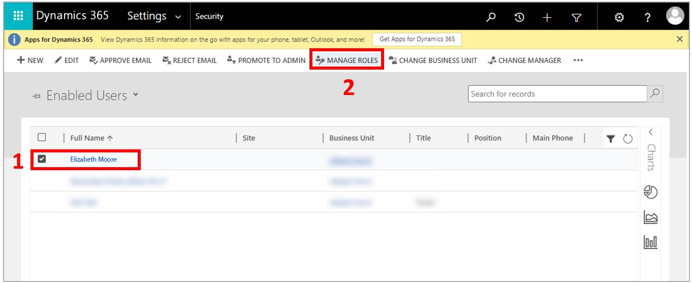 Screenshot of selected user role and Manage Roles command highlighted.