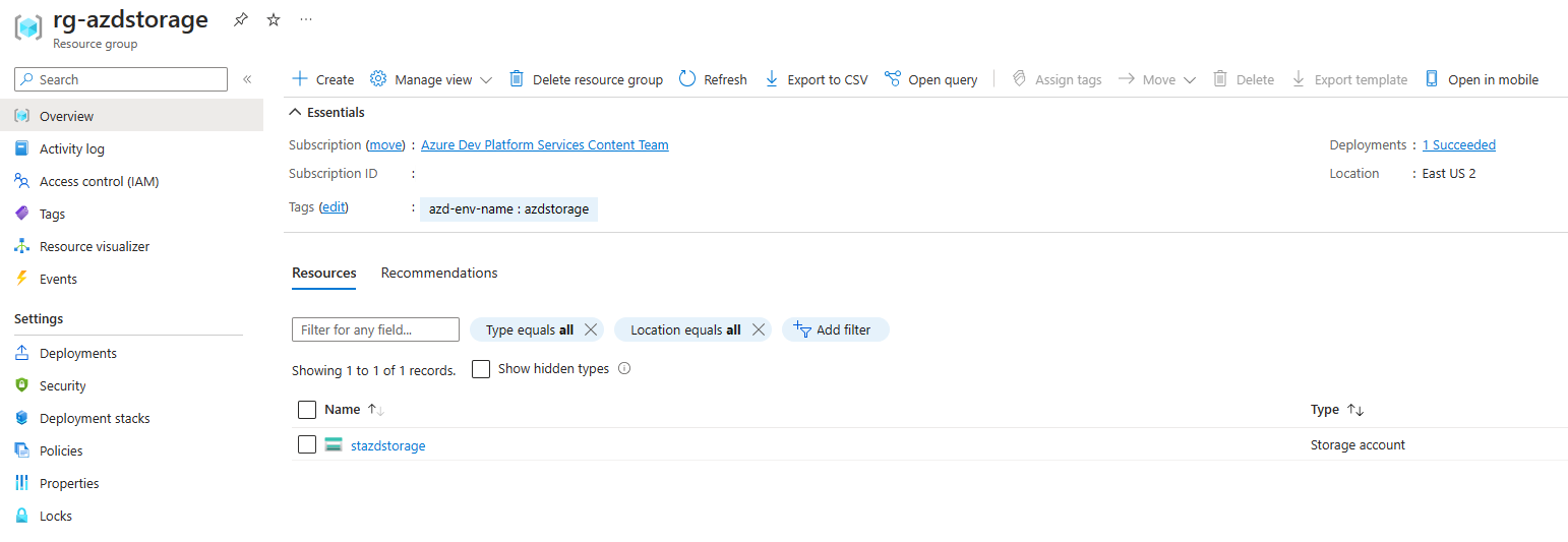 Uma captura de tela mostrando o grupo de recursos implantado e a conta de armazenamento.