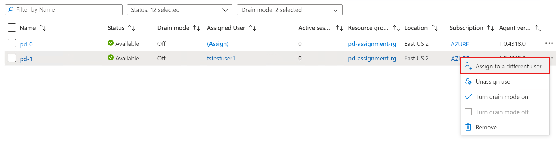 Uma captura de tela da opção de menu atribuir a um usuário diferente no menu de reticências para cancelar a atribuição de uma área de trabalho pessoal.