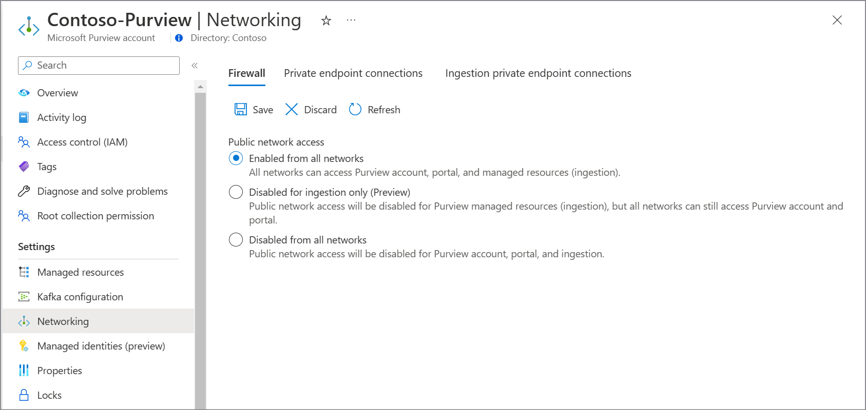 Captura de ecrã a mostrar a página da firewall da conta do Purview, a selecionar rede pública no portal do Azure.