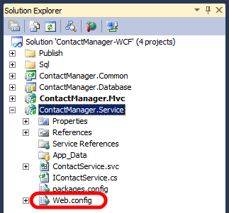 Na janela Gerenciador de Soluções, expanda o projeto ContactManager.Service e clique duas vezes no nó Web.config.