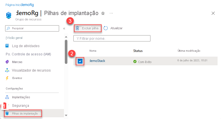 Captura de tela da exclusão de pilhas de implantação no escopo do grupo de recursos.