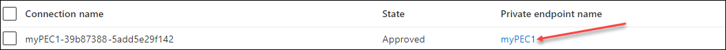 Captura de tela do painel de conexões de ponto de extremidade privado do portal do Azure com o nome do ponto de extremidade privado em destaque.