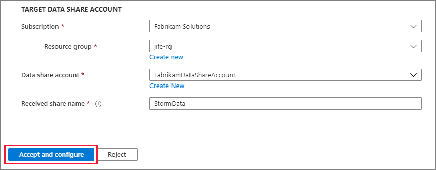 Captura de tela da página de aceitação mostrando as informações da conta de data share de destino preenchidas.