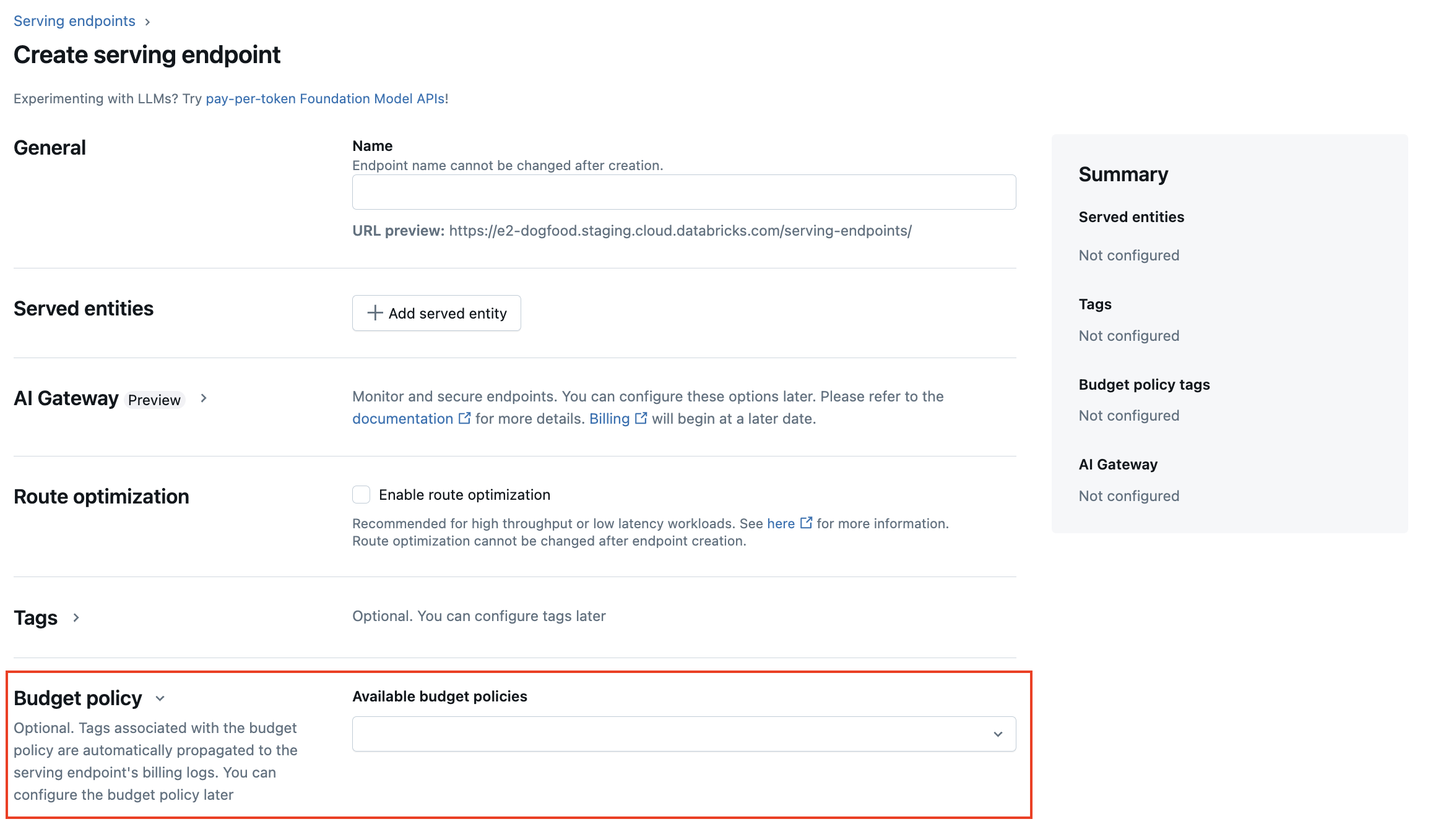 Adicione uma política de orçamento durante a criação do ponto de extremidade do Serviço de Modelo usando a interface do usuário do Serviço.