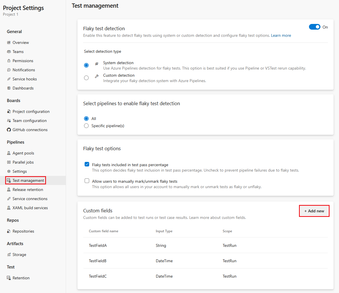 Captura de tela das configurações do projeto com as configurações de gerenciamento de teste selecionadas e o botão para adicionar um novo campo personalizado marcado por um retângulo vermelho.