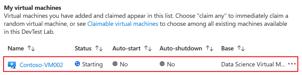 Captura de tela da máquina virtual requisitável iniciando e listada para o usuário em Minhas máquinas virtuais.