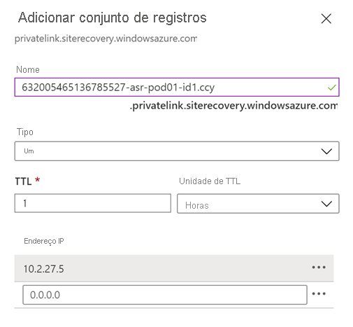 Mostra a página para adicionar um registro DNS do tipo A para o nome de domínio totalmente qualificado ao ponto de extremidade privado no portal do Azure.