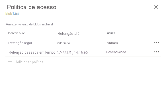 Captura de tela que mostra a retenção legal configurada para a versão do blob