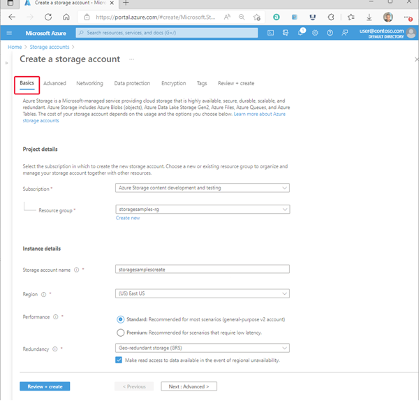 Captura de tela que mostra uma configuração padrão para uma nova conta de armazenamento – Guia Informações básicas.