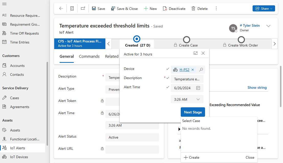 Captura de tela de um alerta de IoT aberto no Field Service mostrando o fluxo do processo empresarial para criar um caso.