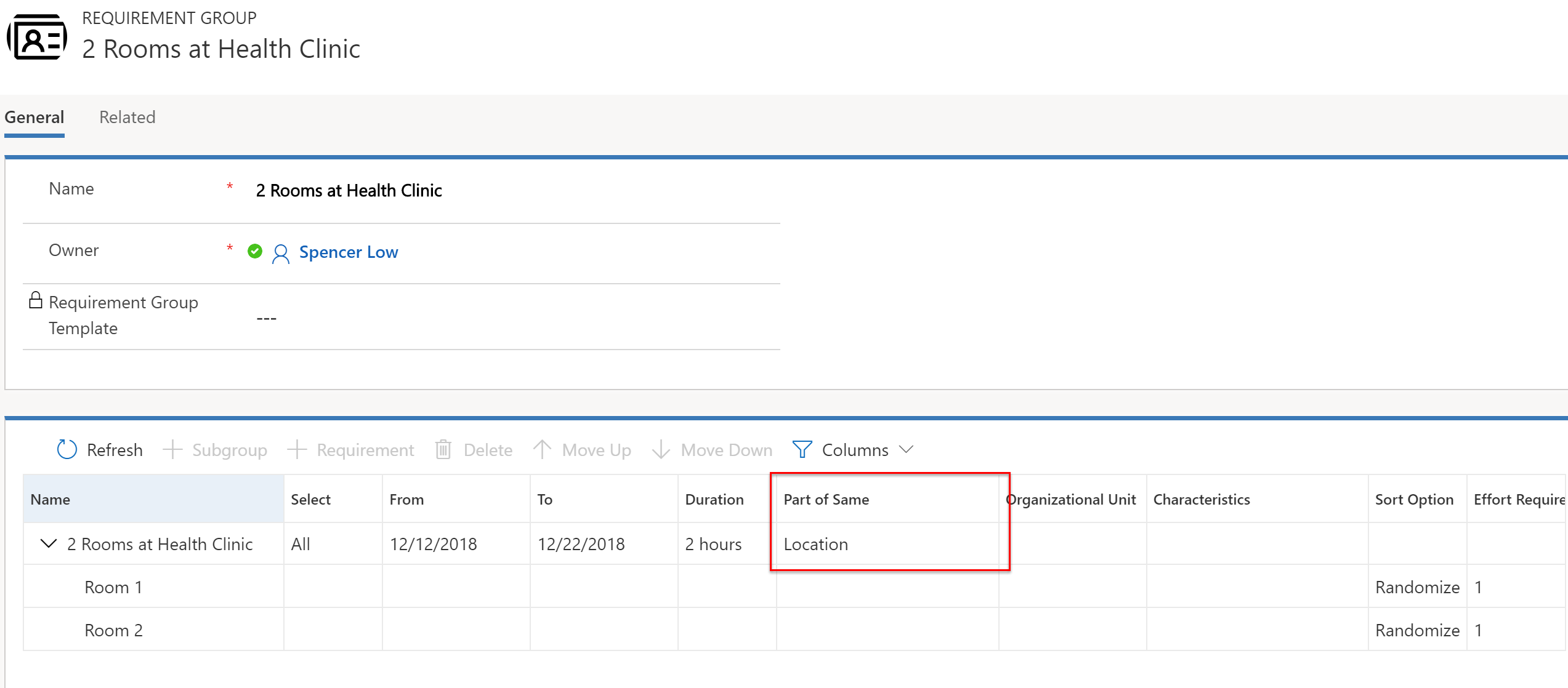 Captura de tela do grupo de requisitos exigindo duas salas em um consultório médico com o campo Parte do mesmo definido como local.