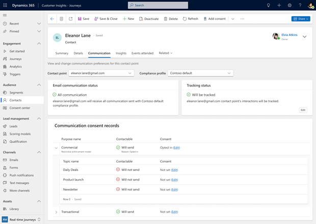 É possível exibir todas as informações de consentimento de um contato ou cliente potencial de maneira contínua no formulário.