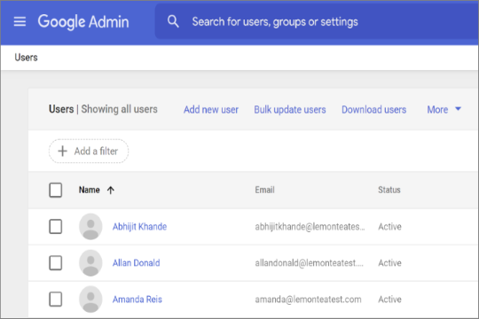 Lista de usuários no centro de administração do Google.