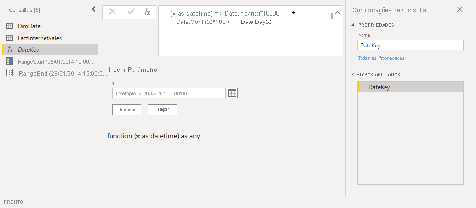 Editor de funções do Power BI mostrando a função DateKey substituta do inteiro.