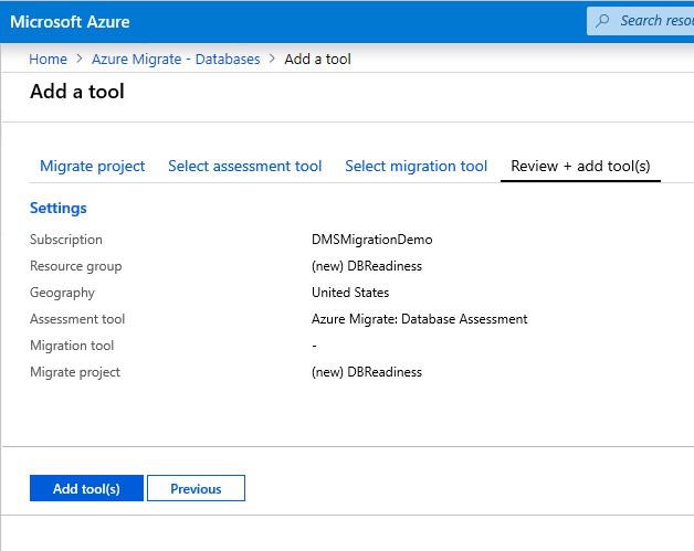 Captura de tela de Migrações para Azure – guia Examinar + adicionar ferramentas.