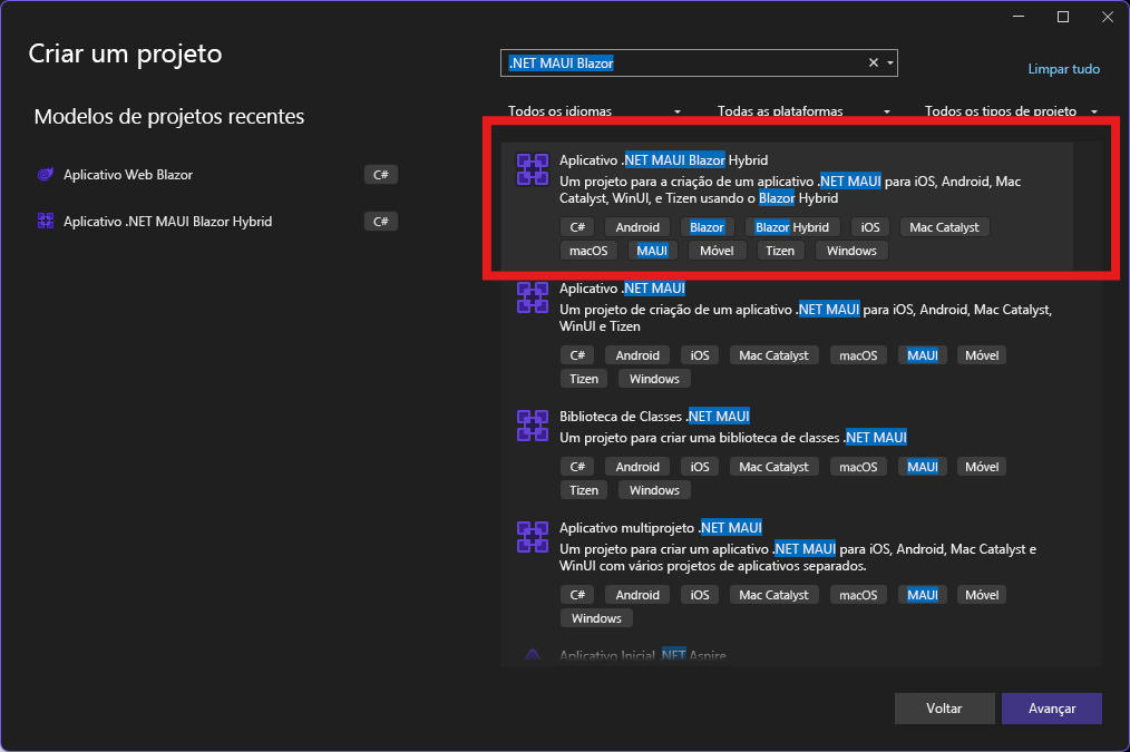 Captura de tela da tela Criar novo projeto do Visual Studio 2022 e do modelo de aplicativo .NET MAUI Blazor.