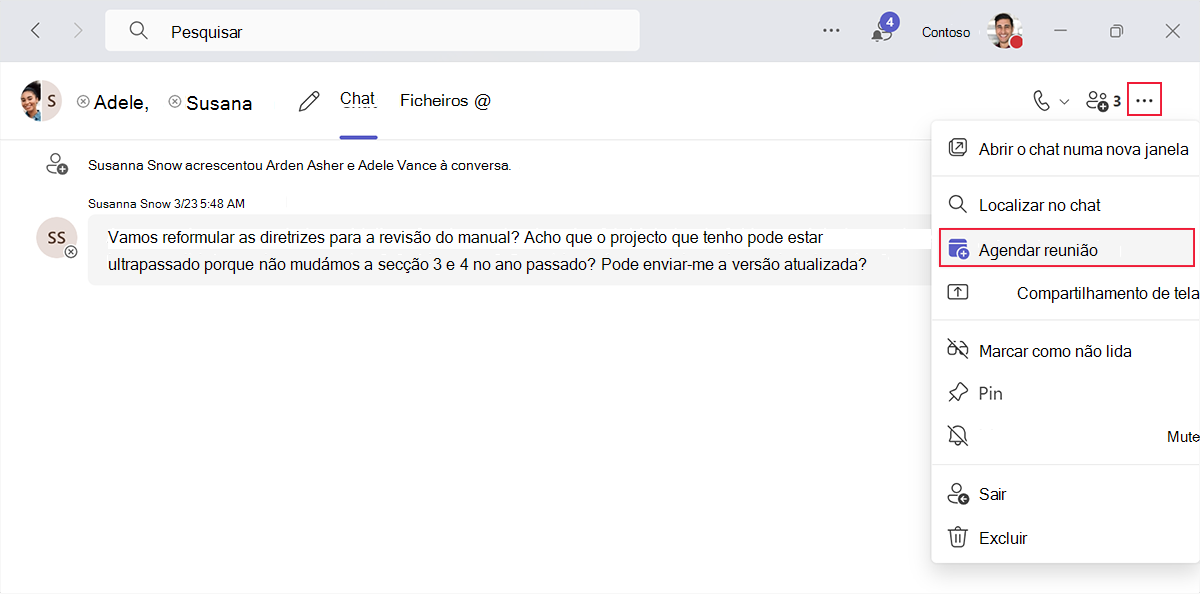 Captura de ecrã a mostrar a opção para agendar uma reunião com todos os participantes de uma conversa no Microsoft Teams.