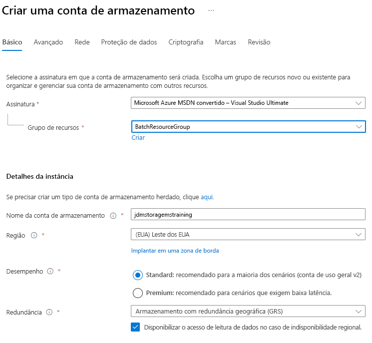 Captura de tela do formulário para criar uma conta de armazenamento na guia Básico.