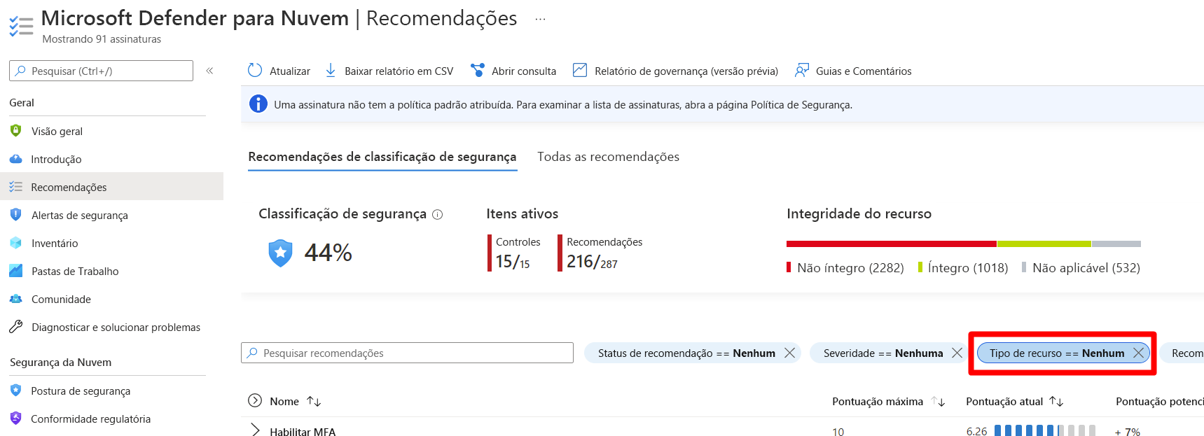 Captura de tela mostrando como usar o filtro de recurso para analisar as recomendações pendentes.