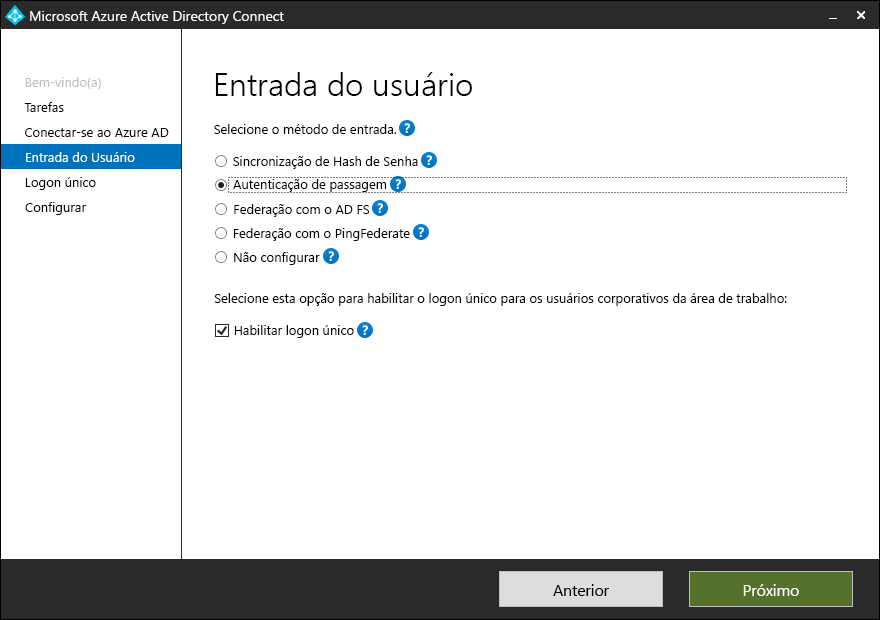 Captura de tela do Assistente de Configuração do Microsoft Entra Connect, página de entrada do usuário. O administrador selecionou a autenticação de passagem e a caixa de seleção Habilitar logon único.